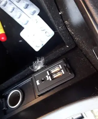 Lexus RX 450H USB socket connector FA0600112A