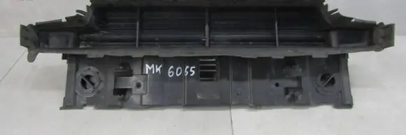 Ford Kuga II Intercooler air guide/duct channel DV448473A