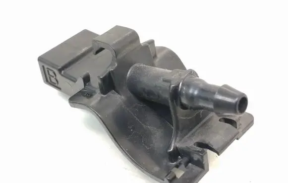 Toyota Auris E180 Windshield washer spray nozzle 