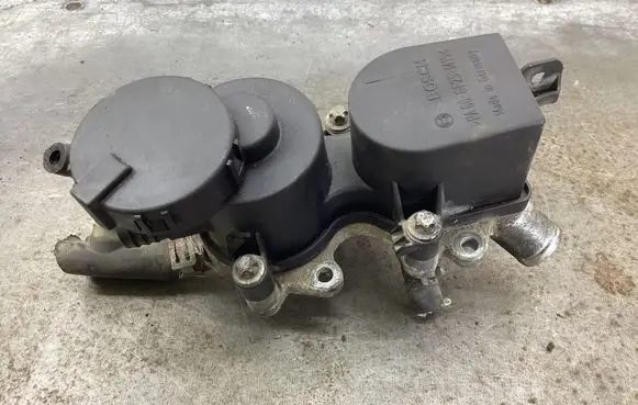 Mercedes-Benz A W169 Oil breather separator A6400101162 ZGS001 0928402058