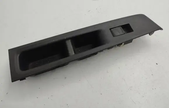 Toyota Yaris Electric window control switch 742310D330 1704