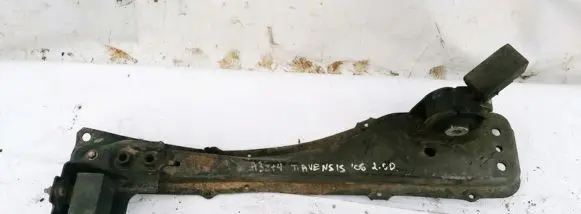Toyota Avensis T250 Front subframe