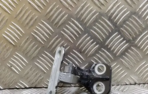 Land Rover Evoque I Rear door upper hinge 228A67CA