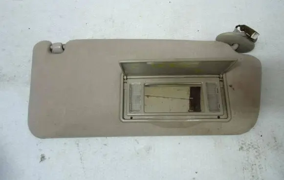 Toyota Corolla Verso AR10 Sun visor