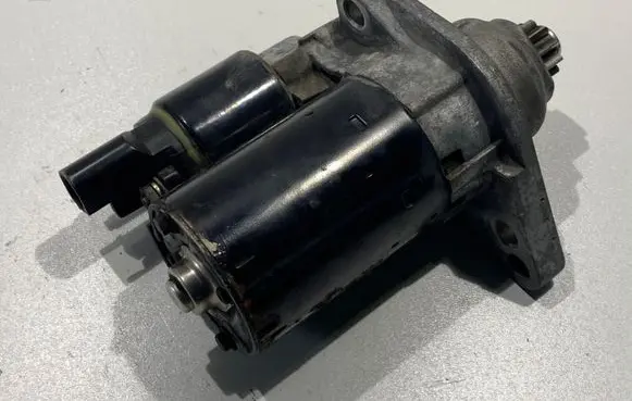 Audi A3 S3 8P Starter motor 02Z911023E 0001121408 0001121409