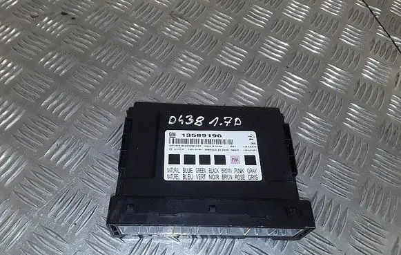 Opel Mokka Engine control unit/module 13589196