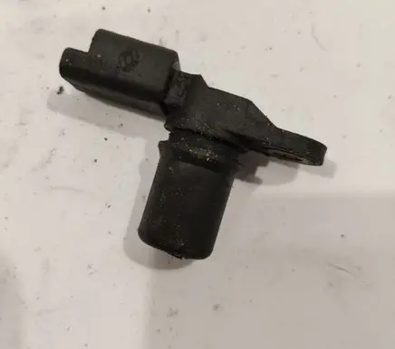 Renault Megane II Camshaft position sensor 8200033686