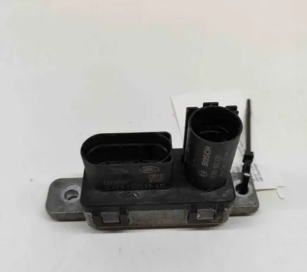 Jaguar F-Pace Glow plug pre-heat relay 0281003129 GX7312B533AD