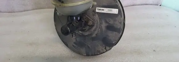 Audi Cabriolet B3 8G Brake booster 4A0612105A