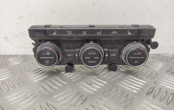 Volkswagen PASSAT B8 Climate control unit 5G0907044CJ