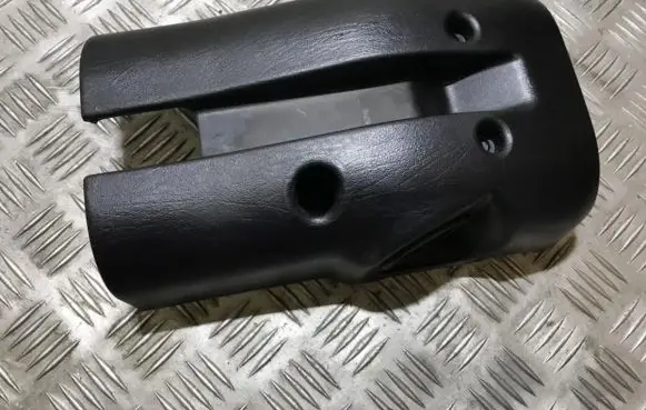 Mitsubishi Carisma Steering wheel column trim