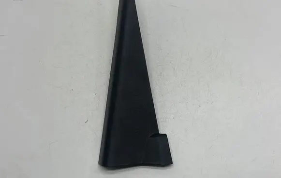 Other rear door trim element