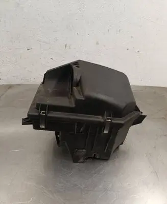 Volvo XC90 Air filter box 30647129 13585