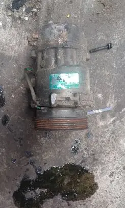 Volkswagen Golf IV Air conditioning (A/C) compressor (pump) 1j0820803a