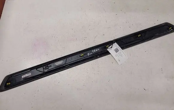 BMW 1 F20 F21 Front sill trim cover 71494779 99370200
