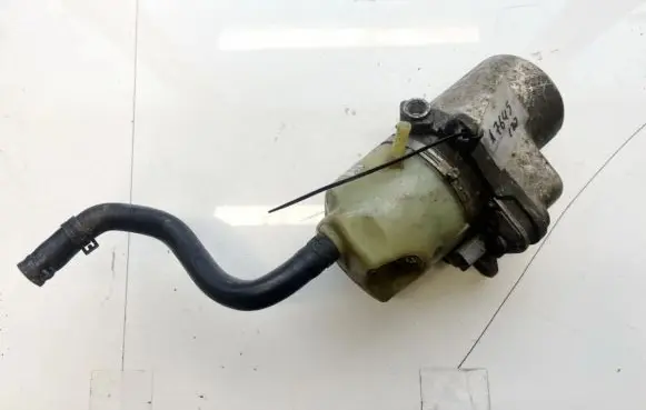 Volvo V50 Power steering pump 4n513k514ds 4n51-3k514-ds