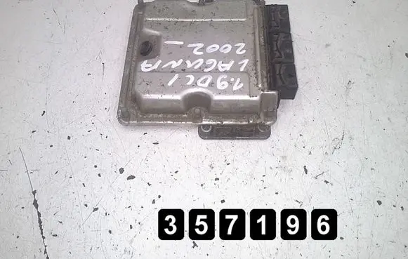 Renault Laguna II Engine control unit/module 0281010556