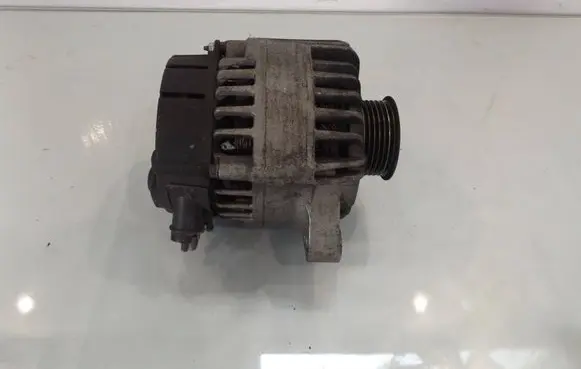Toyota Aygo AB10 Generator/alternator 022118731