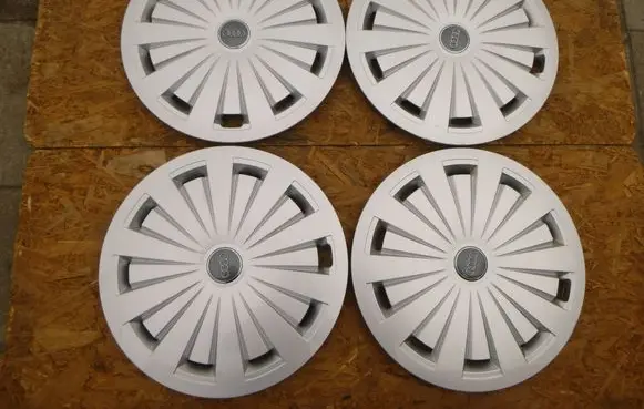 Audi A4 S4 B9 R16 wheel hub/cap/trim 8W0601147