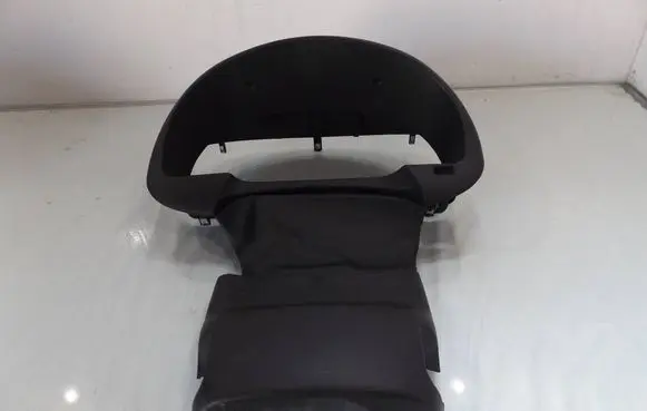 Hyundai i30 Steering wheel column trim 848502R000