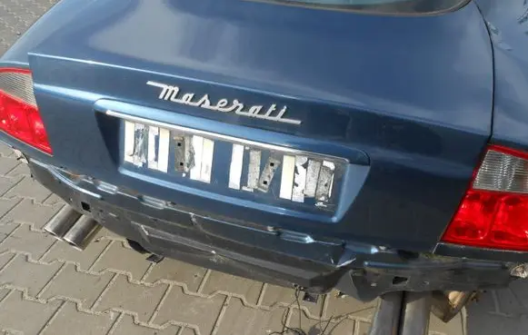 Maserati Coupe Tailgate/boot cover trim set 