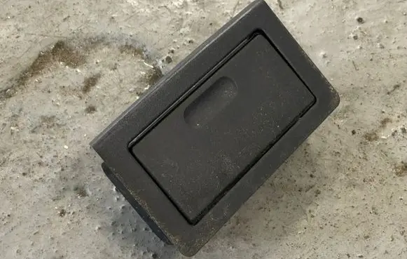BMW 3 E36 Ashtray (front) 8144797 1960743