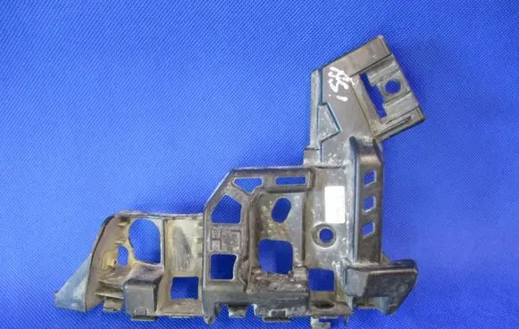 Opel Astra K Front bumper mounting bracket 39020432