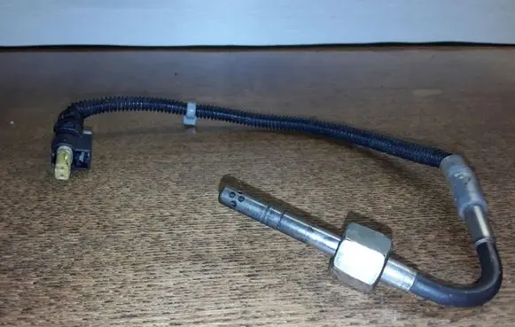 Mercedes-Benz ML W166 Exhaust gas temperature sensor A0009056904