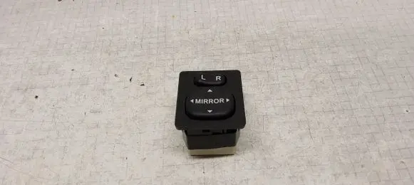 Toyota Verso Wing mirror switch 769746E 183574