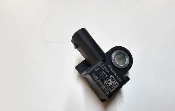 Jeep Grand Cherokee WL Airbag deployment crash/impact sensor 68370842AA