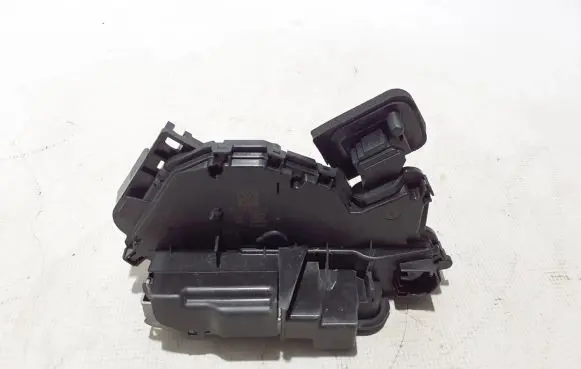 Cupra Formentor Front door lock 5TB837015E