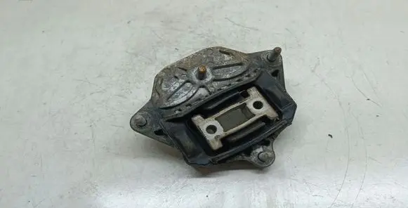 Audi A4 S4 B9 8W Engine mount bracket