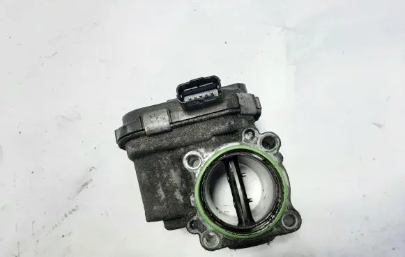 Volvo V40 Throttle valve 28275019 9673534480
