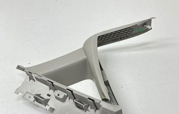 Chrysler Pacifica (A) pillar trim 5SB12TRMAB