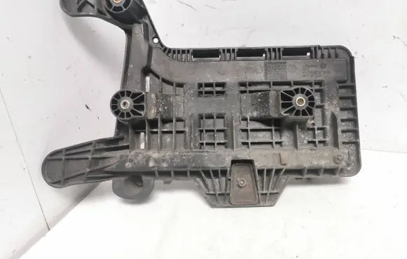 Volkswagen Touran I Battery box tray 1K0915333B