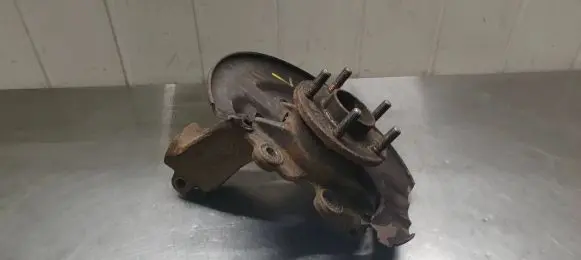 Ford C-MAX II Front wheel hub C8Q08