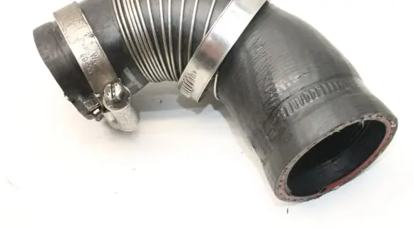 Ford Kuga II Intercooler hose/pipe
