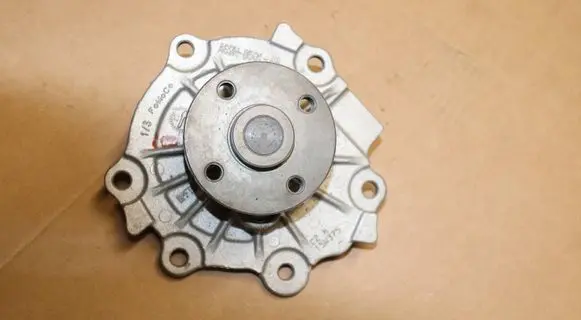 Volvo XC60 Water pump AG9N8501AA
