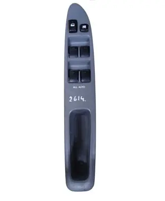 Toyota Avensis T220 Electric window control switch 8404044030