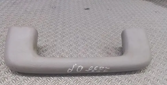 Mitsubishi Grandis Front interior roof grab handle