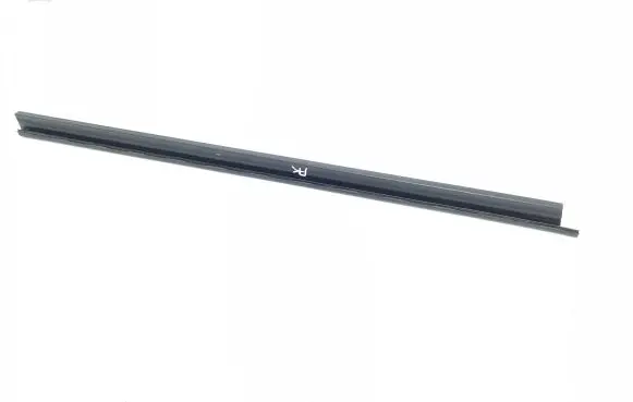 Citroen Berlingo Rubber seal front door window/glass 