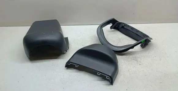 Steering wheel column trim
