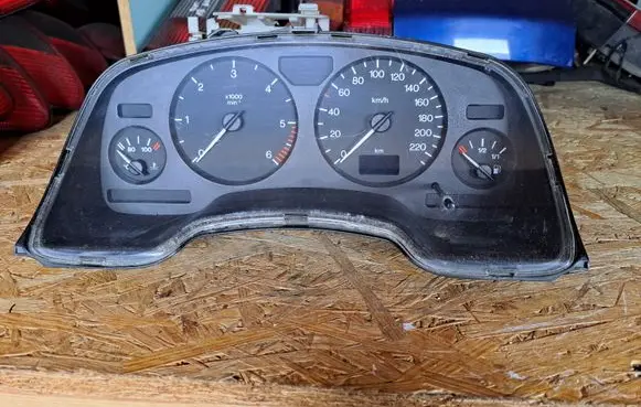 Opel Zafira A Speedometer (instrument cluster) EJ09228757 351184000 93611020