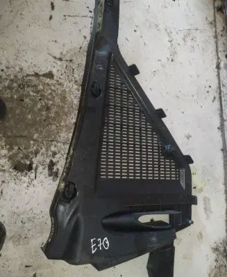 BMW X5 E70 Air intake duct part 10834110