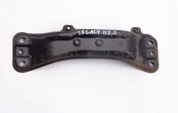Subaru Legacy Gearbox mounting bracket