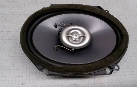 Mazda 626 Subwoofer speaker KFCC6880IE