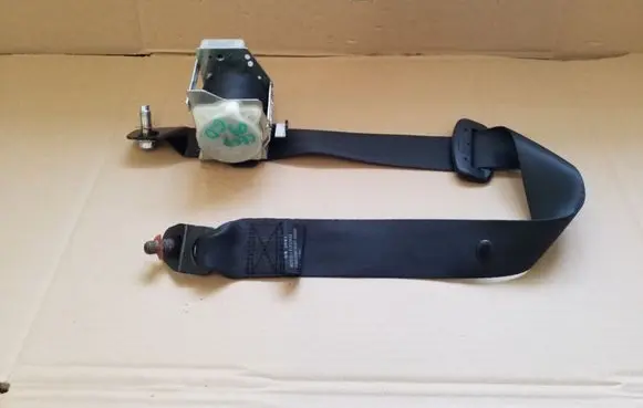 KIA Ceed Rear seatbelt 89810201H000