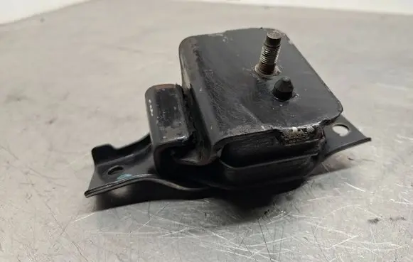 Subaru Forester SG Engine mount bracket 41022FA091