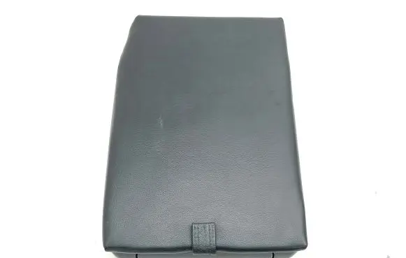 Hyundai Santa Fe Rear seat armrest 