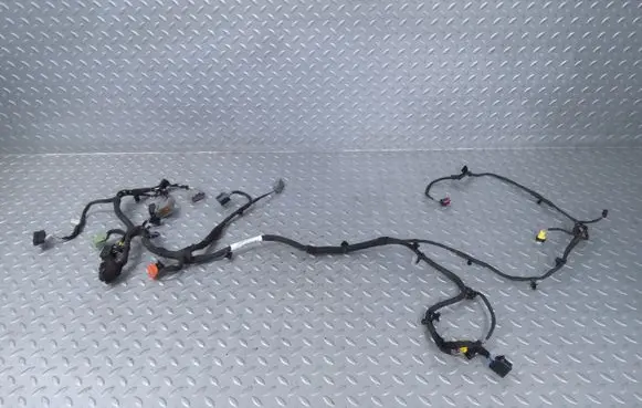Land Rover Defender Seat wiring loom N8B214A699HAA LR155989 M8B214A699HAA